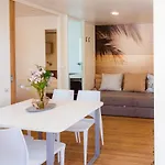 Κάμπινγκ Premium Mobile Homes Istria - Lanterna - Luxury Mobilhome Πόρετς