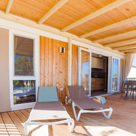 Premium Mobile Homes Istria - Lanterna - Luxury Mobilhome مكان تخييم *