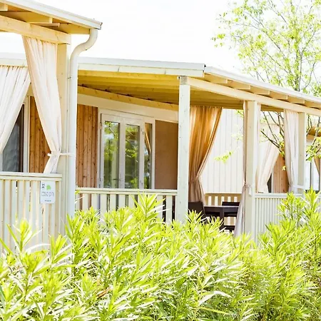 キャンプ場 Premium Mobile Homes Istria - Lanterna - Luxury Mobilhome